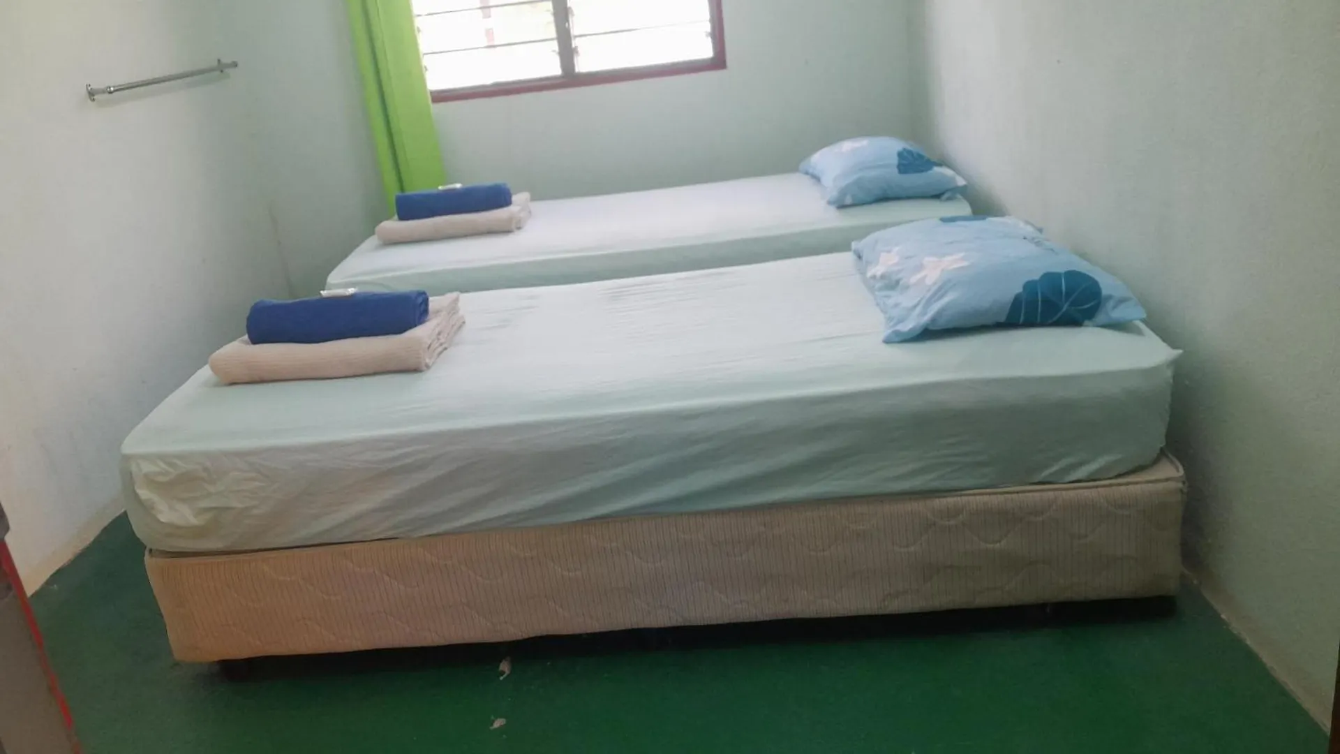 בית הארחה באטו פרינג'י Tony'S Guesthouse At Teluk Bahang מלזיה
