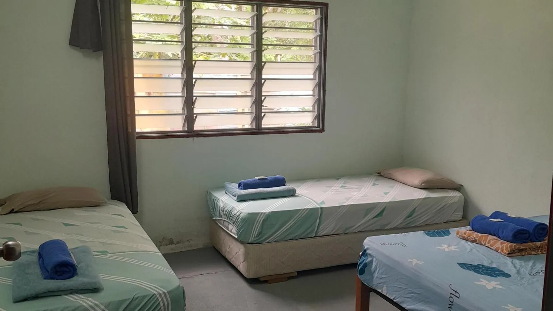 באטו פרינג'י Tony'S Guesthouse At Teluk Bahang בית הארחה