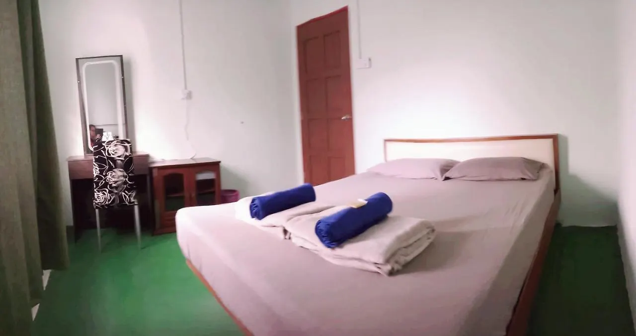 באטו פרינג'י Tony'S Guesthouse At Teluk Bahang 0*, באטו פרינג'י
