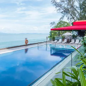 Sentral Seaview @ ​beachfront Hotel