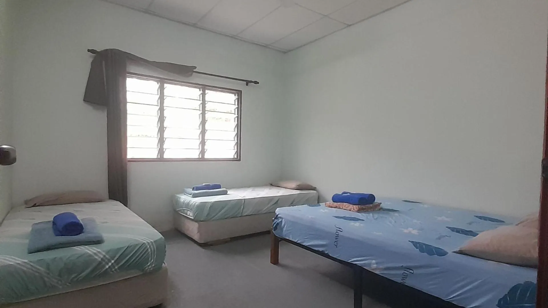 Tony'S Guesthouse At Teluk Bahang Batu Feringgi 0*,  Malaysia